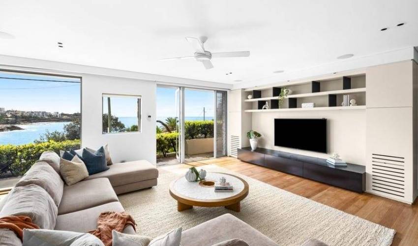 Villa 5555 in Australia Main Image