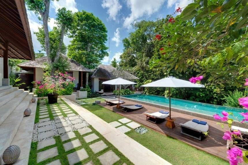 4 Bedroom Bali Villa with Infinity Pool at Canggu - VillaGetaways