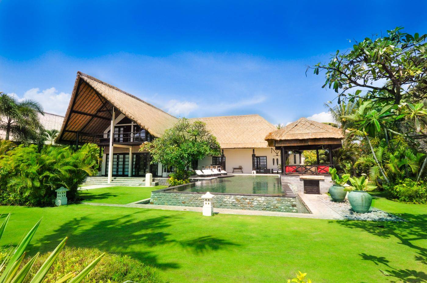 4 Bedroom Luxury Lovina Villa with Private Pool in Bali ...