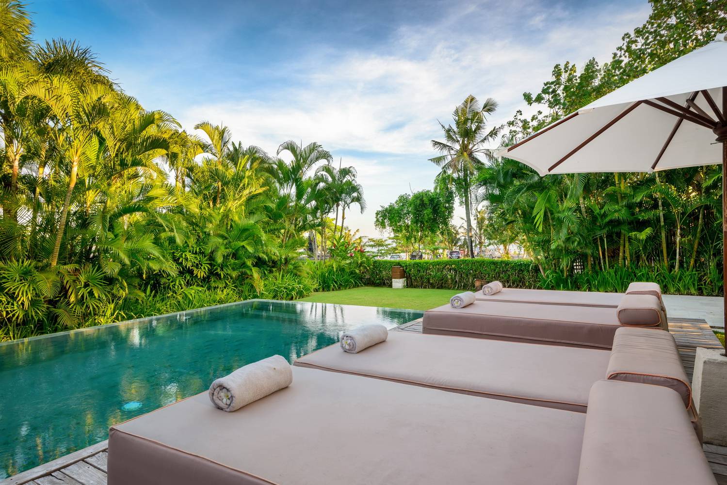 2 Bedroom Beachfront Luxury Pool Villa Canggu Bali Villagetaways