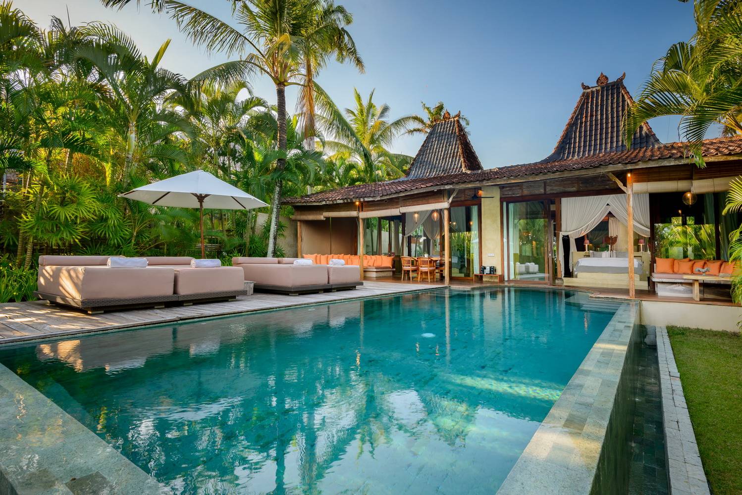 2 Bedroom Beachfront Luxury Pool Villa  Canggu  Bali  