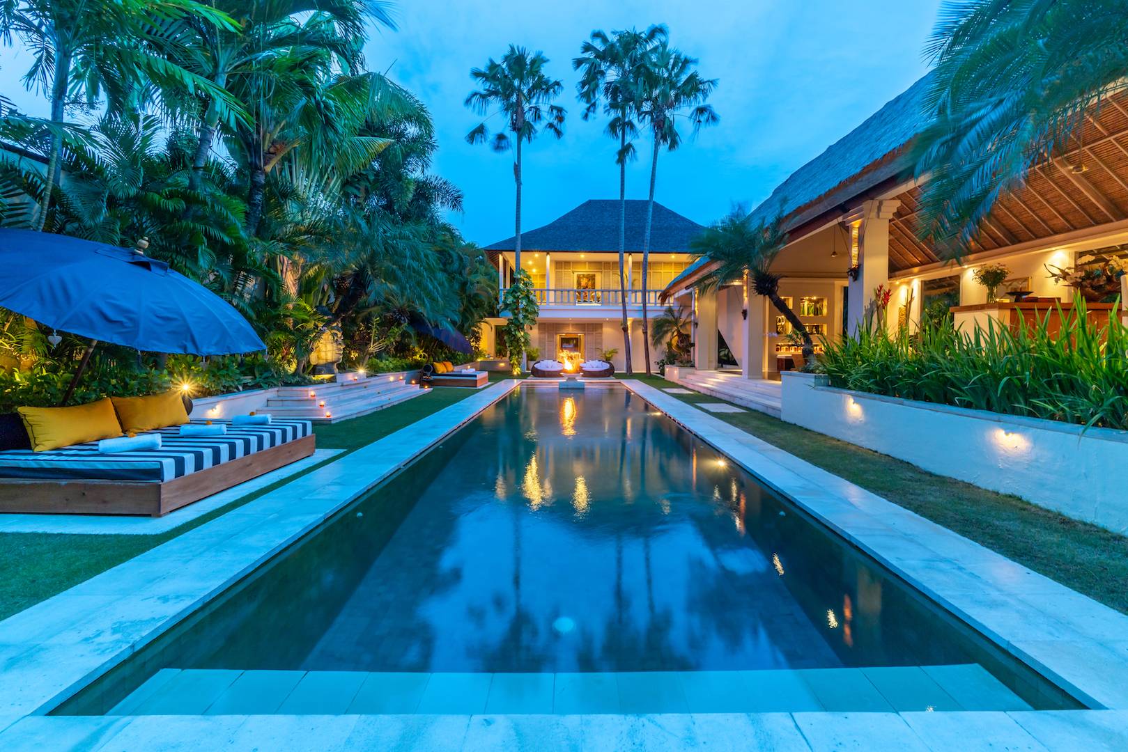 4 Bedroom Pool Villa Seminyak, Bali - VillaGetaways.com