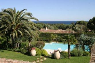 St. Tropez Villa 1072