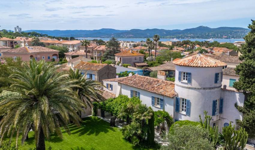 Villa 1898 in France Main Image