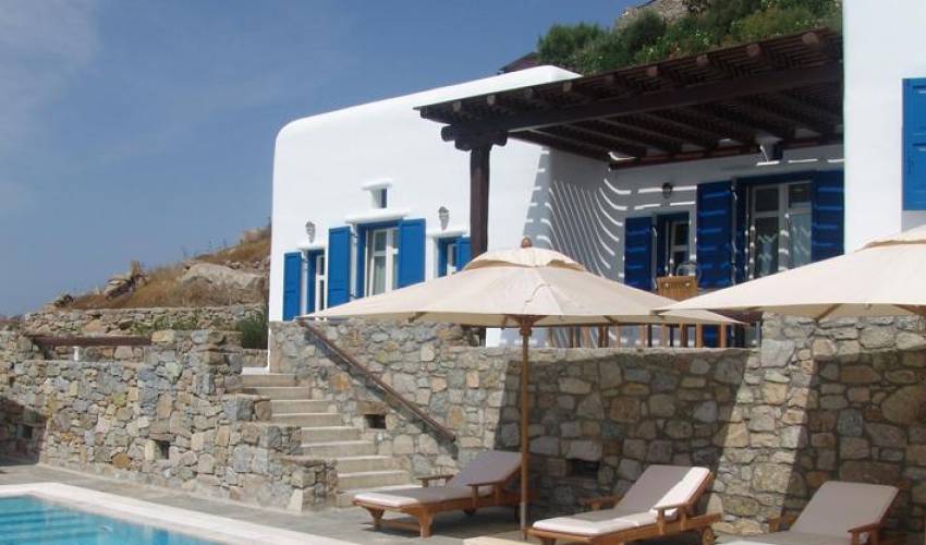 Villa 1412 in Greece Main Image