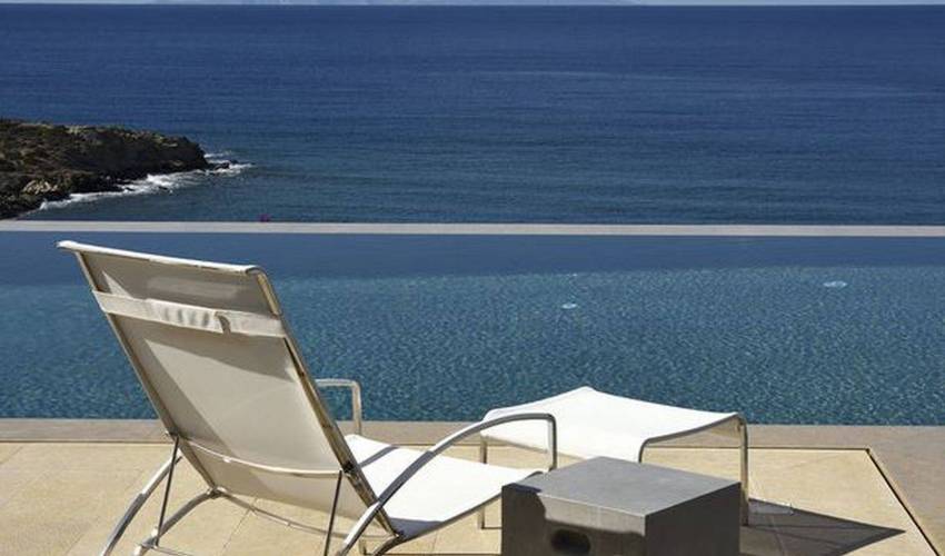 Villa 1432 in Greece Main Image