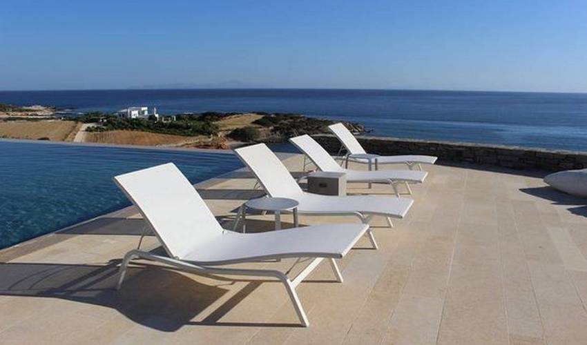 Villa 1432 in Greece Main Image