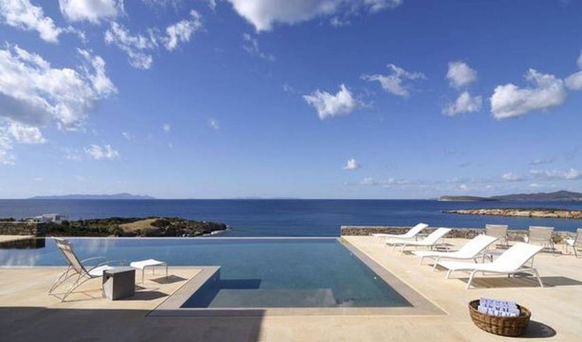 Villa 1432 in Greece Main Image