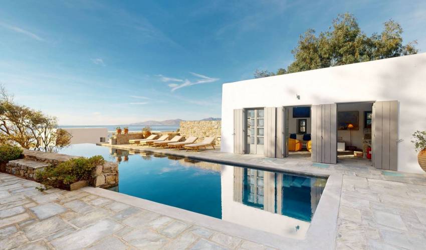 Villa 1438 in Greece Main Image