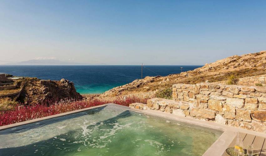 Villa 1439 in Greece Main Image