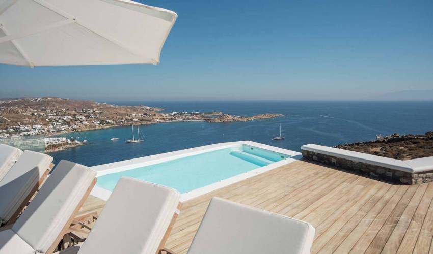 Villa 1441 in Greece Main Image