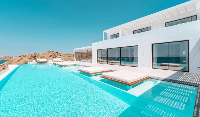 Villa 1442 in Greece Main Image