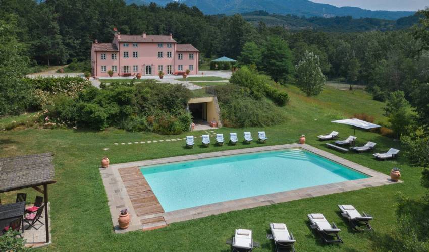 Villa 9190 in Italy Main Image