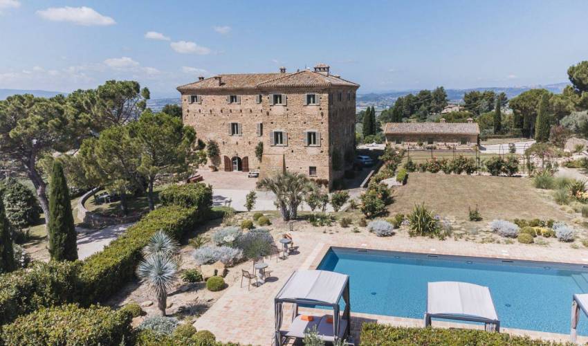 Villa 9250 in Italy Main Image