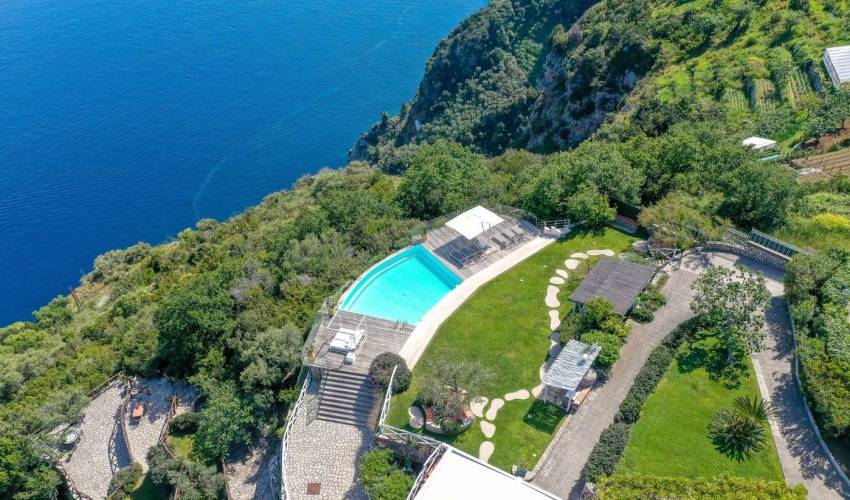 Villa 9252 in Italy Main Image