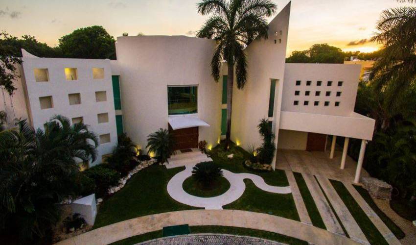 Villa 1541 in Mexico Main Image