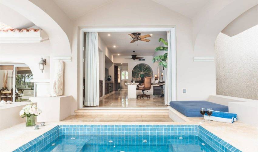 Villa 1557 in Mexico Main Image