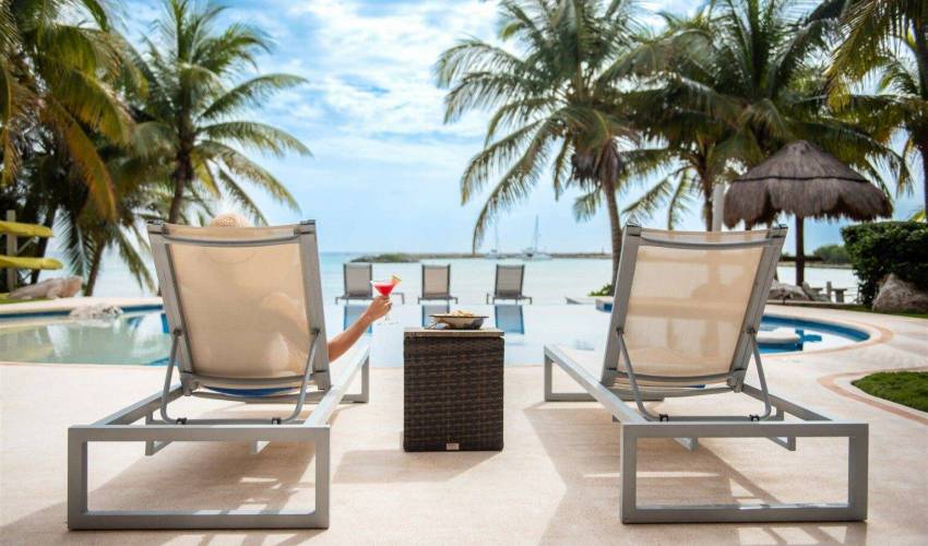 Villa 1557 in Mexico Main Image