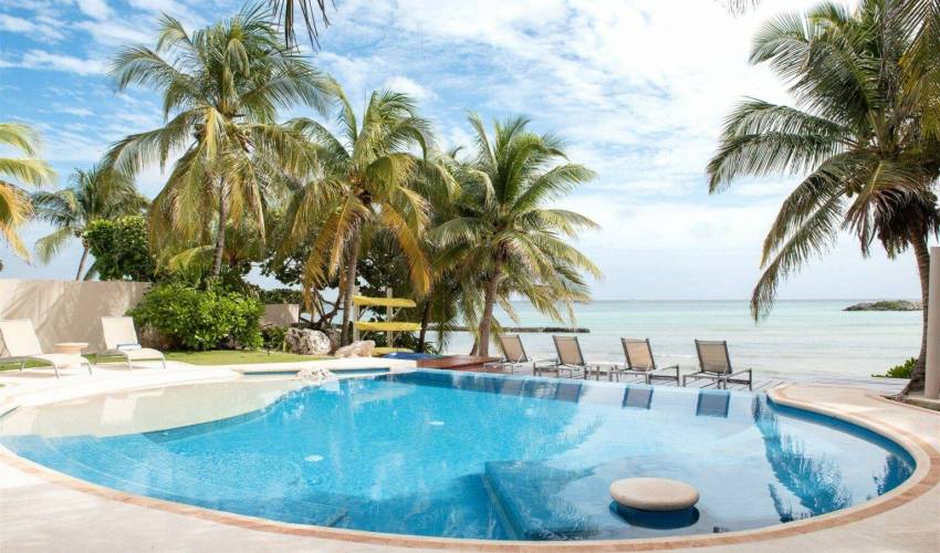 Villa 1557 in Mexico Main Image