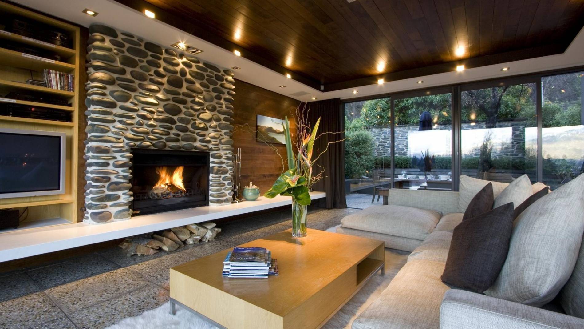 Luxury 3 Bedroom Private Villa in Queenstown, New Zealand - VillaGetaways