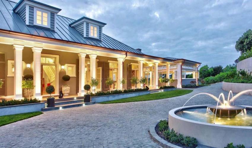 Villa 6100 in New Zealand Main Image