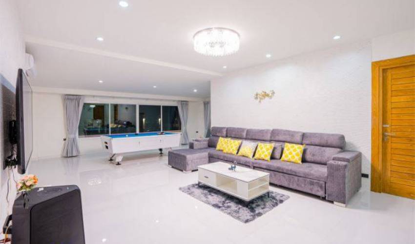 Villa 4871 in Thailand Main Image