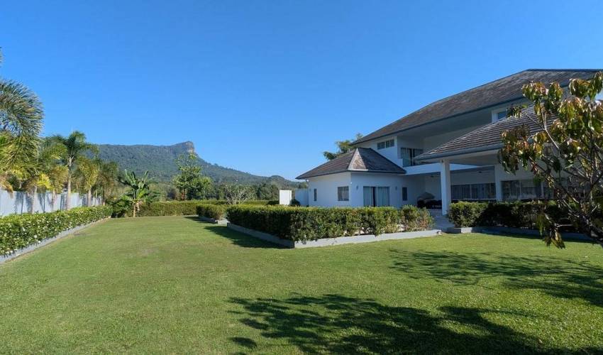 Villa 4451 in Thailand Main Image