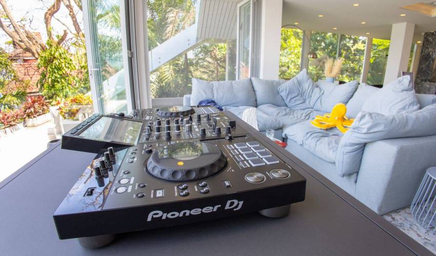 Villa 4733 in Thailand Main Image